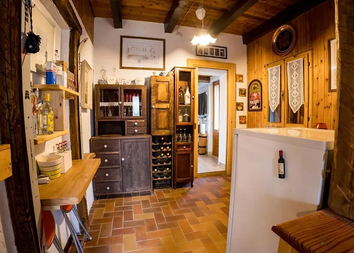 Relax Tra Le Vigne Σαλέ Forni di Sotto